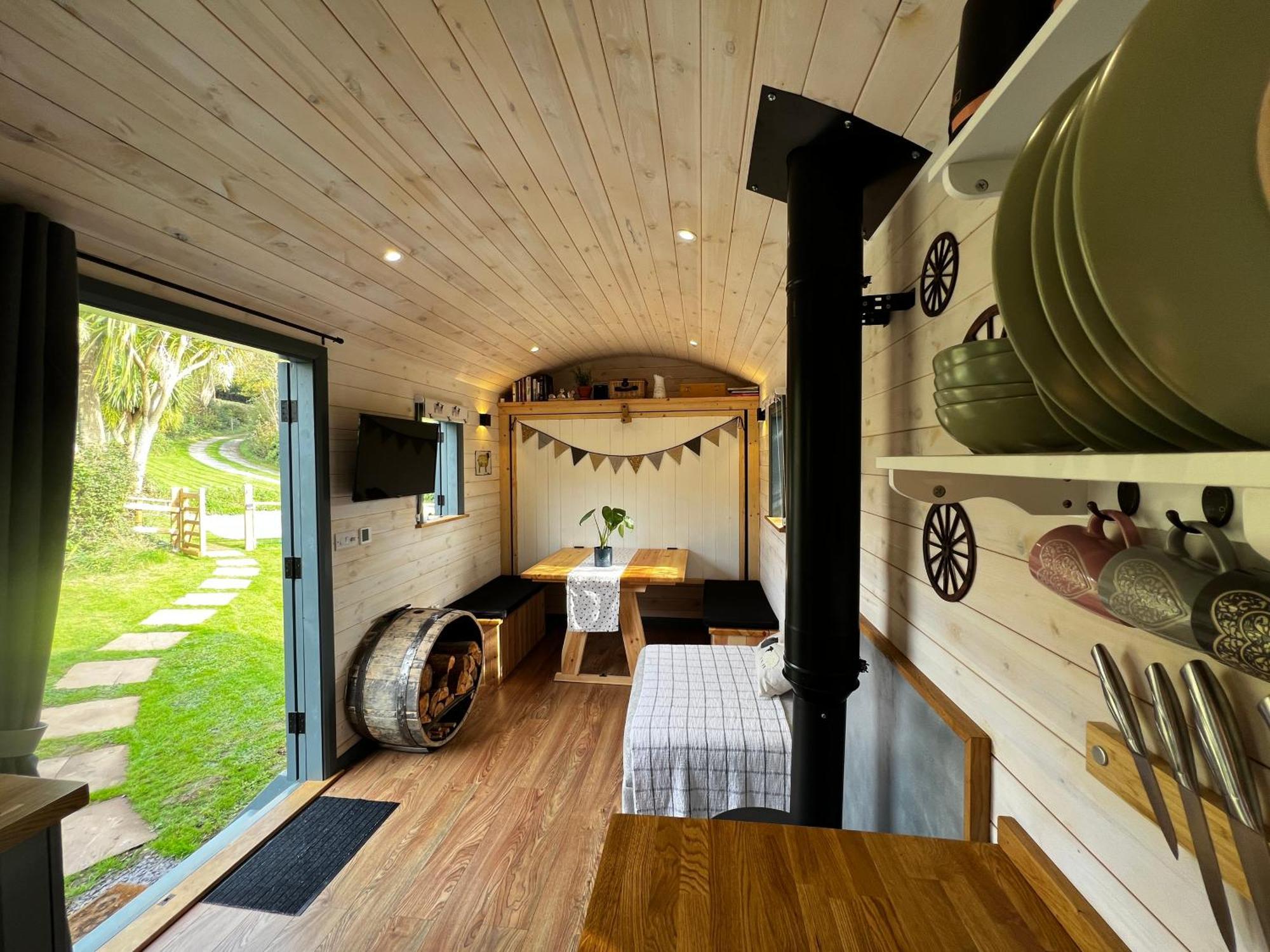 Mountain View Shepherd'S Hut For 2 Adults, 1 Dog Villa Llangoed Ngoại thất bức ảnh